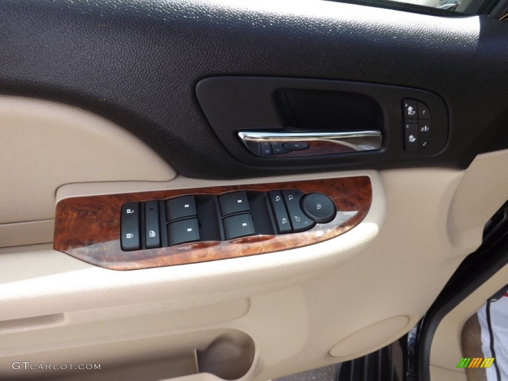 2007 Suburban 1500 LT 4x4 - Black / Light Cashmere/Ebony photo #19