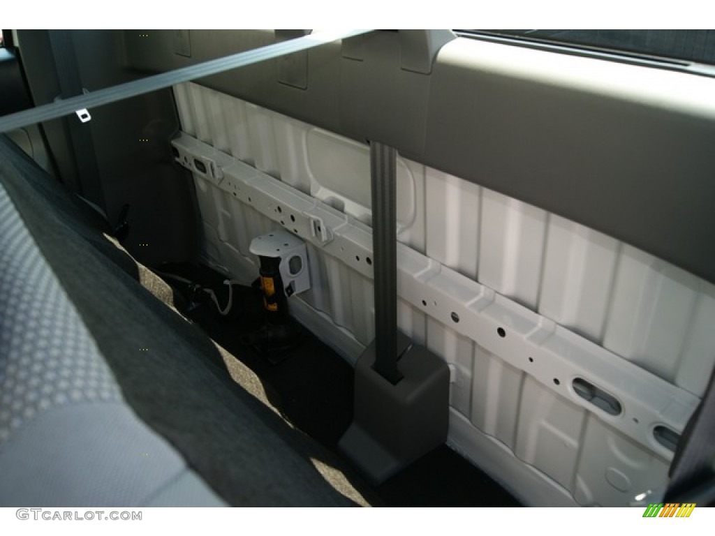 2012 Tacoma Regular Cab 4x4 - Super White / Graphite photo #8