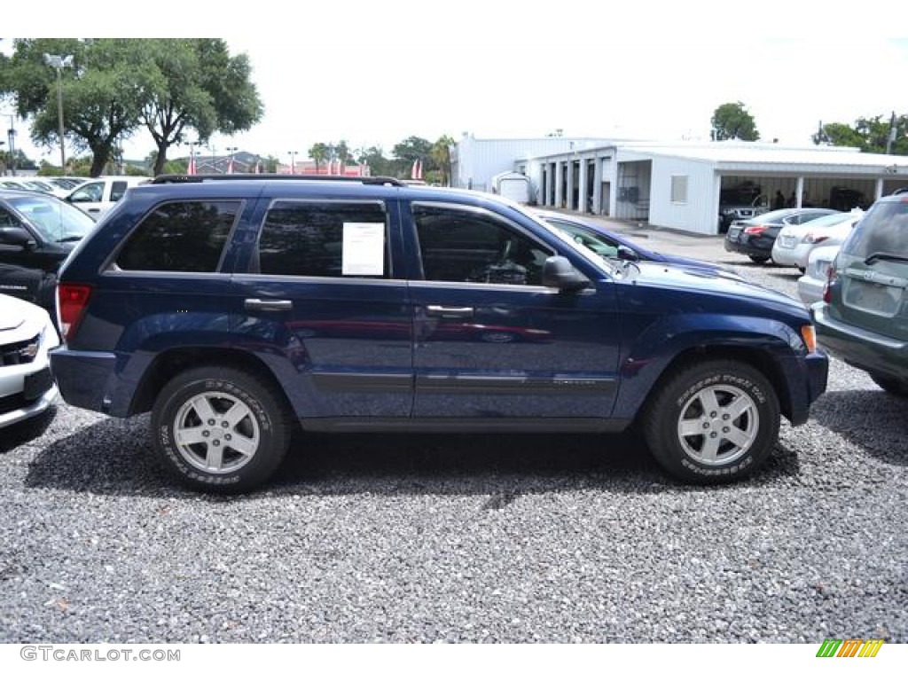 2006 Grand Cherokee Laredo 4x4 - Midnight Blue Pearl / Medium Slate Gray photo #3