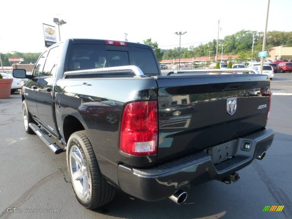 2009 Ram 1500 Sport Crew Cab 4x4 - Brilliant Black Crystal Pearl / Dark Slate Gray photo #5