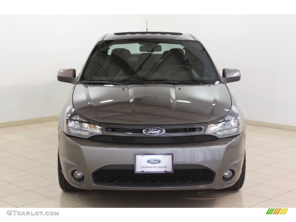 2010 Focus SES Sedan - Sterling Grey Metallic / Charcoal Black photo #2