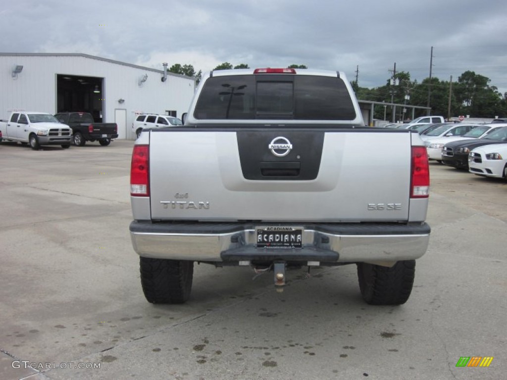 2007 Titan SE King Cab 4x4 - Radiant Silver / Graphite Black/Titanium photo #4