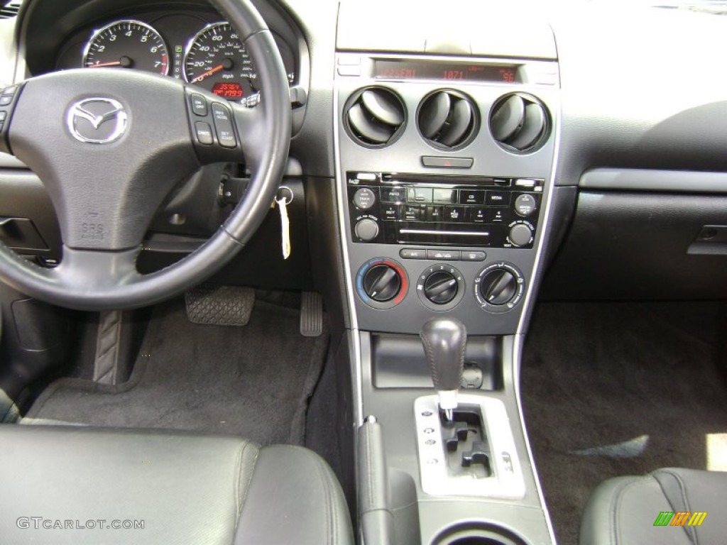 2007 Mazda MAZDA6 s Grand Touring Sedan Dashboard Photos