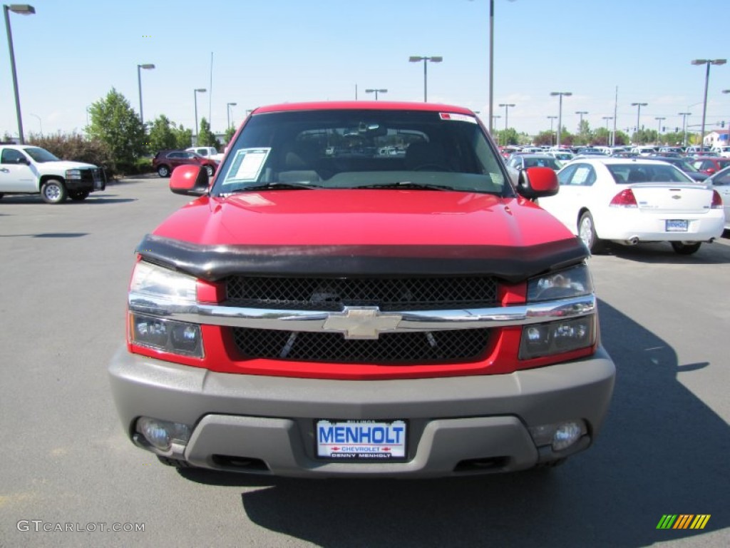 2002 Avalanche Z71 4x4 - Victory Red / Graphite photo #2