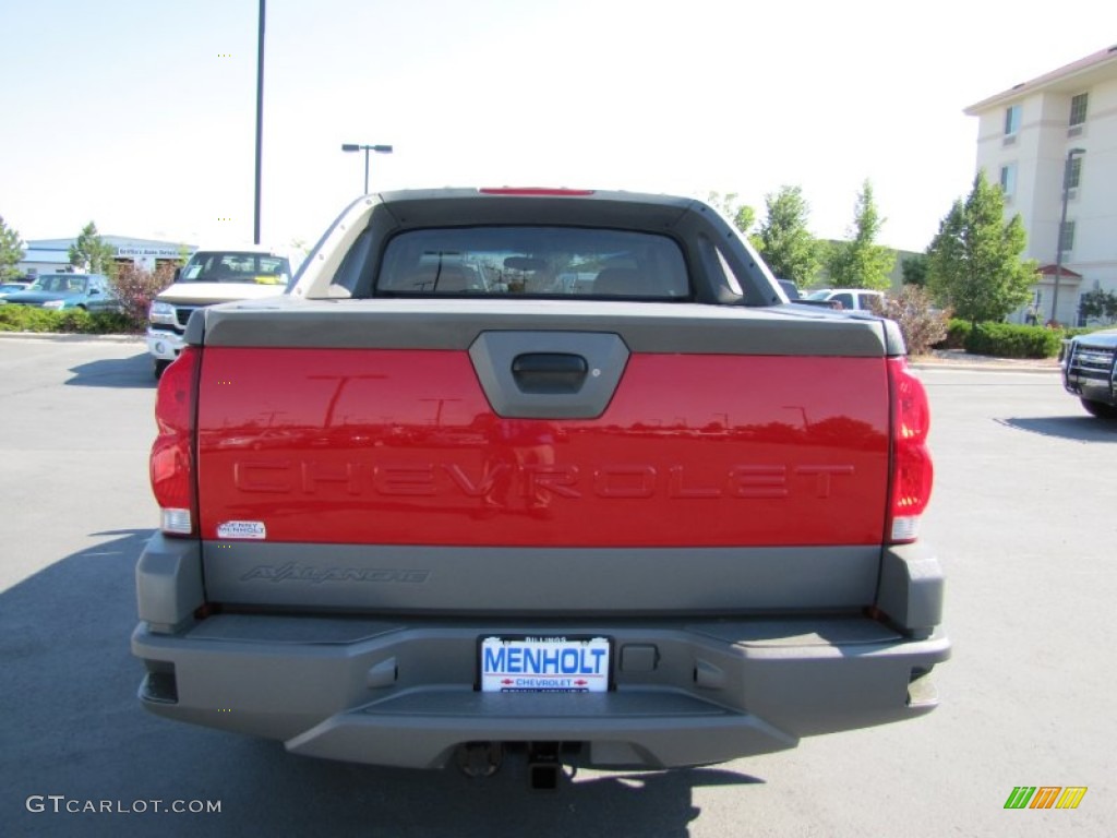 2002 Avalanche Z71 4x4 - Victory Red / Graphite photo #6