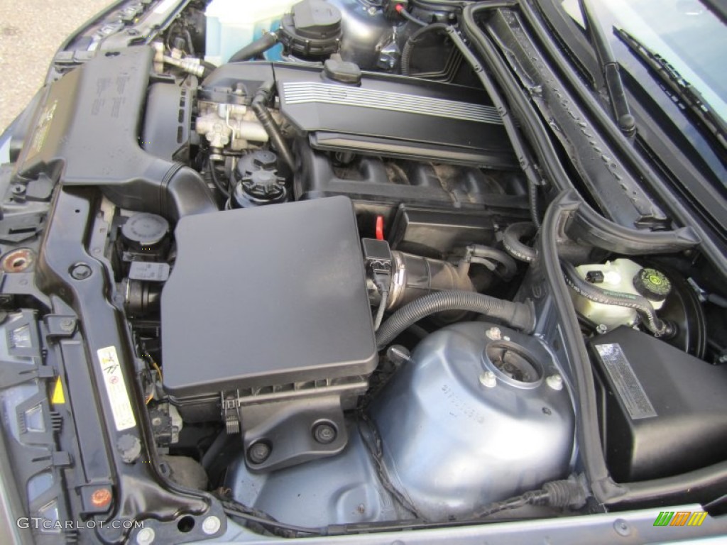 2001 BMW 3 Series 325xi Sedan Engine Photos