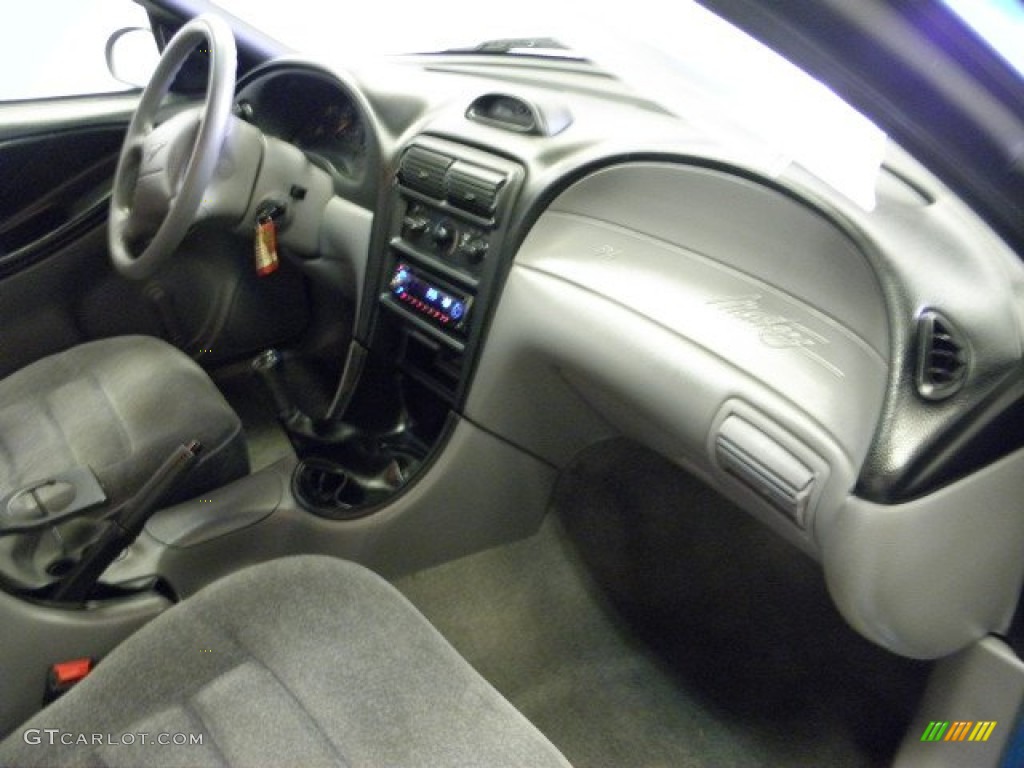 1995 Mustang V6 Coupe - Sapphire Blue Metallic / Gray photo #7