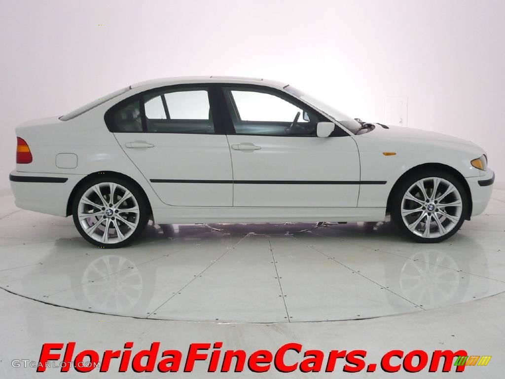 2004 3 Series 325i Sedan - Alpine White / Black photo #4