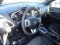 Blackberry Pearl - Avenger SXT Photo No. 10