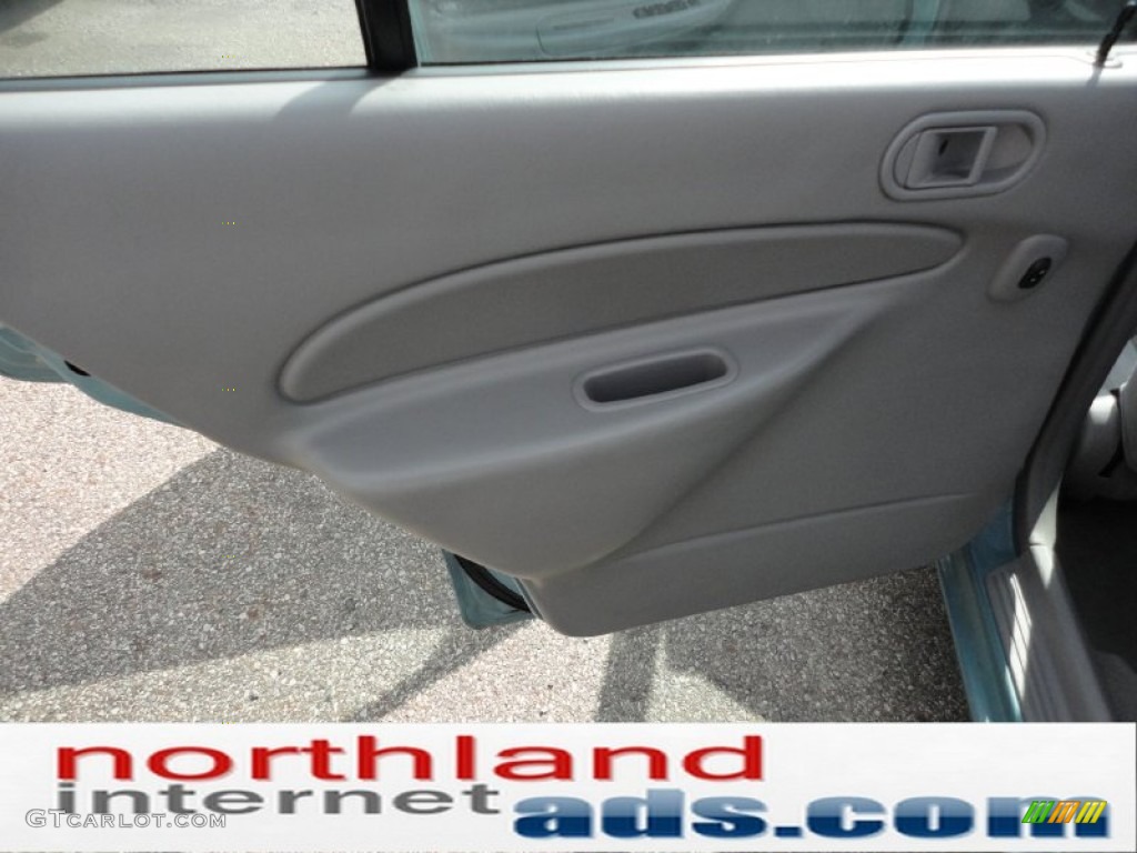 1999 Escort SE Wagon - Aquamarine Frost Metallic / Medium Graphite photo #14