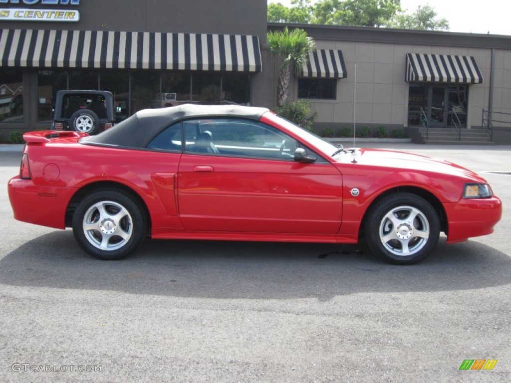 2004 Mustang V6 Convertible - Torch Red / Dark Charcoal photo #10