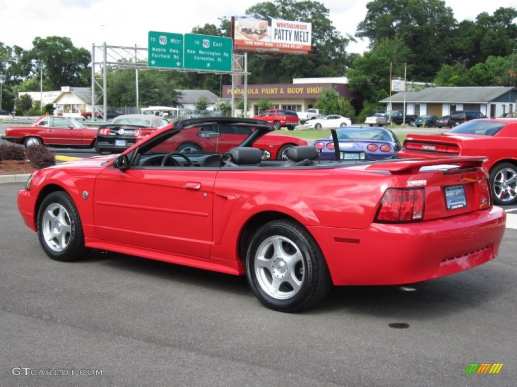 2004 Mustang V6 Convertible - Torch Red / Dark Charcoal photo #19