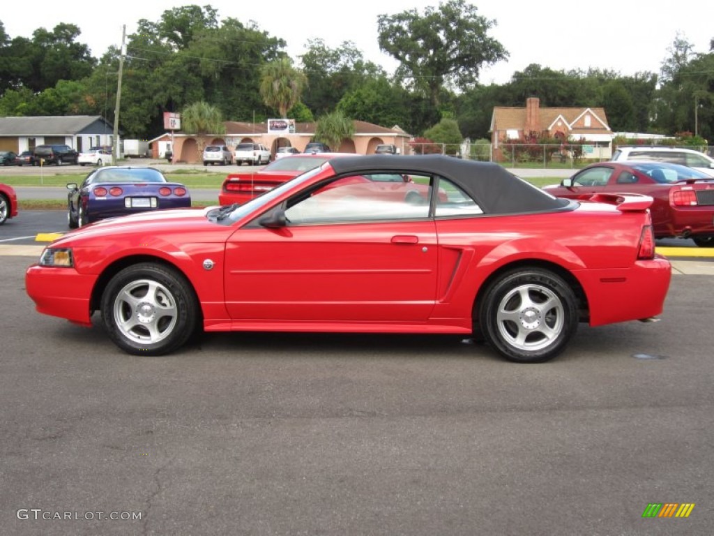 2004 Mustang V6 Convertible - Torch Red / Dark Charcoal photo #22