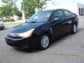 2008 Black Ford Focus SE Coupe  photo #7