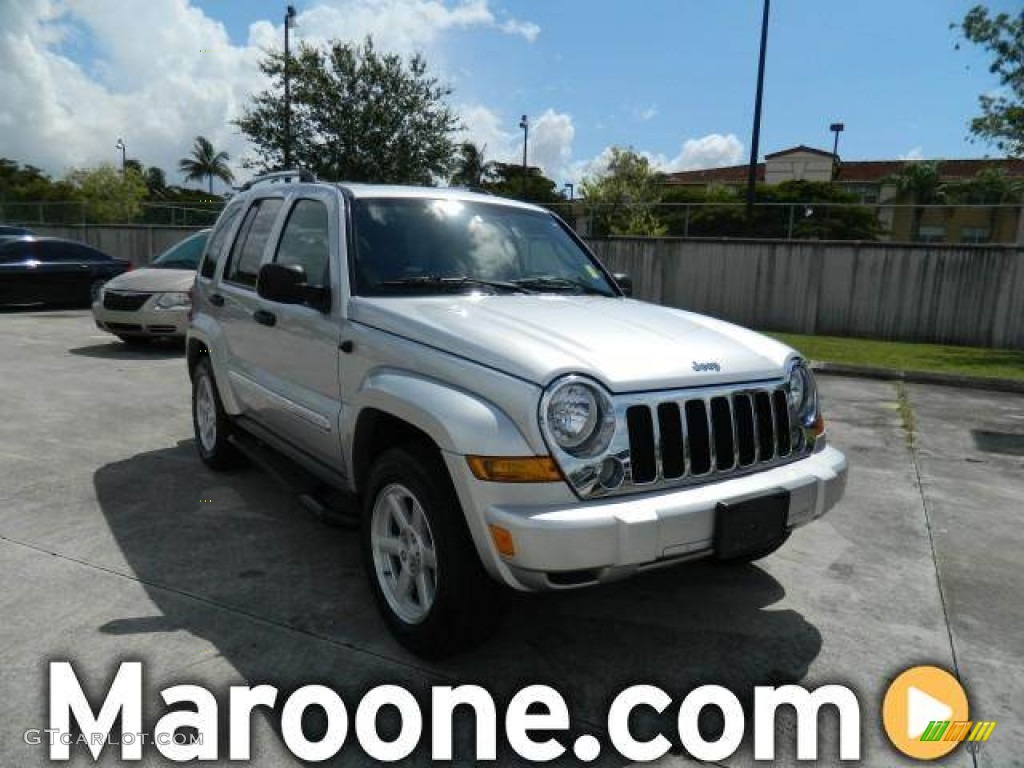 Bright Silver Metallic Jeep Liberty