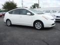 Super White - Prius Hybrid Photo No. 2