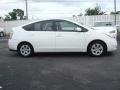 Super White - Prius Hybrid Photo No. 3