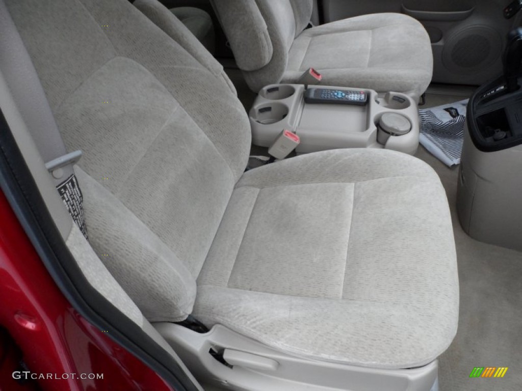 2005 Sedona LX - Ruby Red Metallic / Beige photo #23