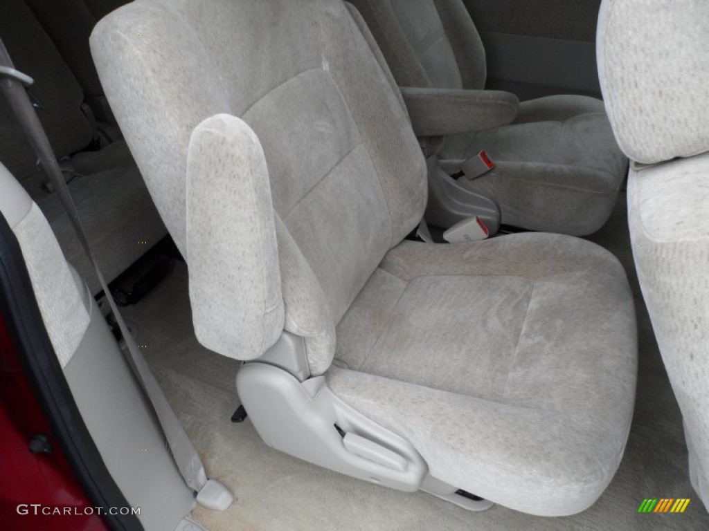 2005 Sedona LX - Ruby Red Metallic / Beige photo #24