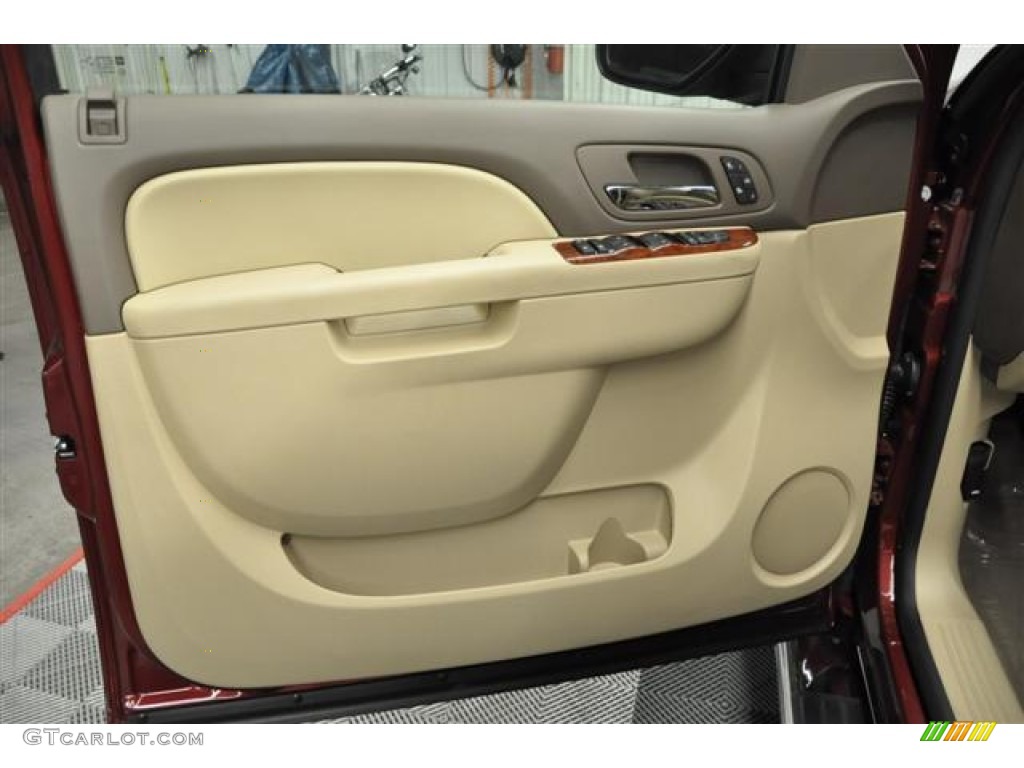 2013 Chevrolet Silverado 1500 LTZ Crew Cab 4x4 Light Cashmere/Dark Cashmere Door Panel Photo #68032331