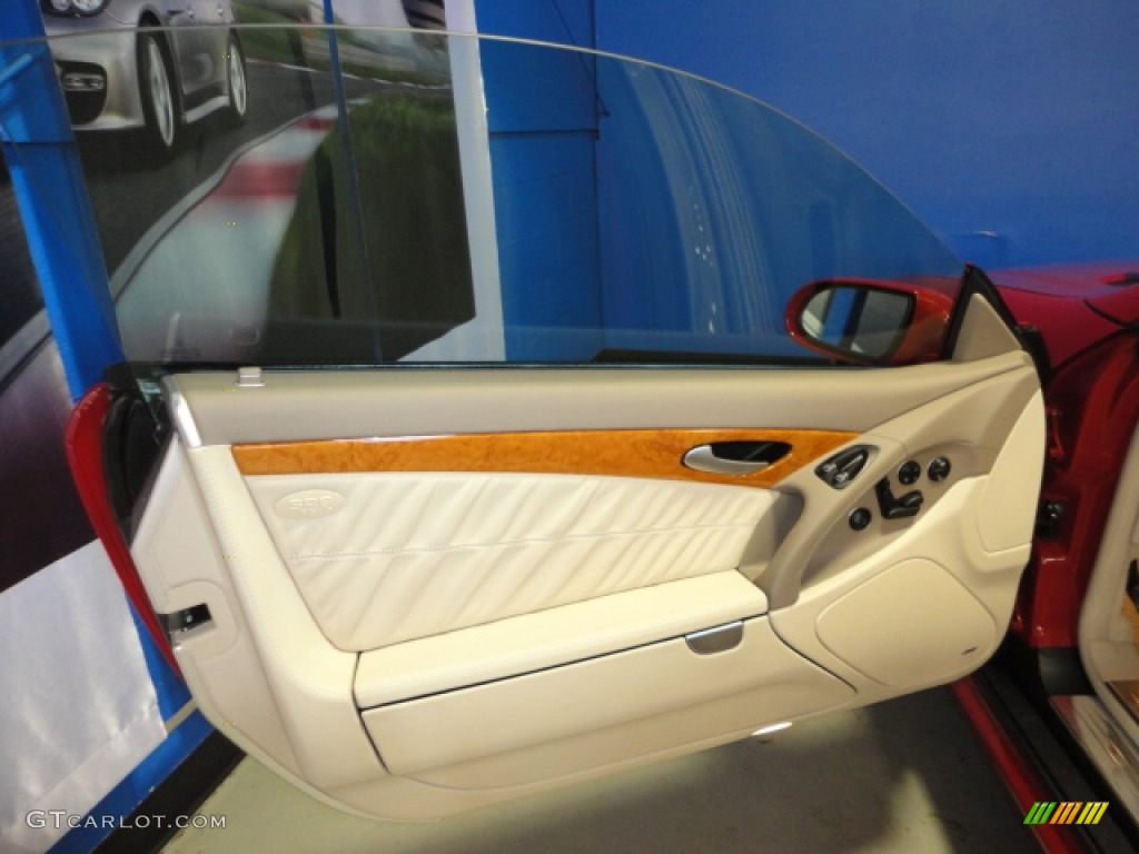 2007 Mercedes-Benz SL 600 Roadster Stone Door Panel Photo #68032820