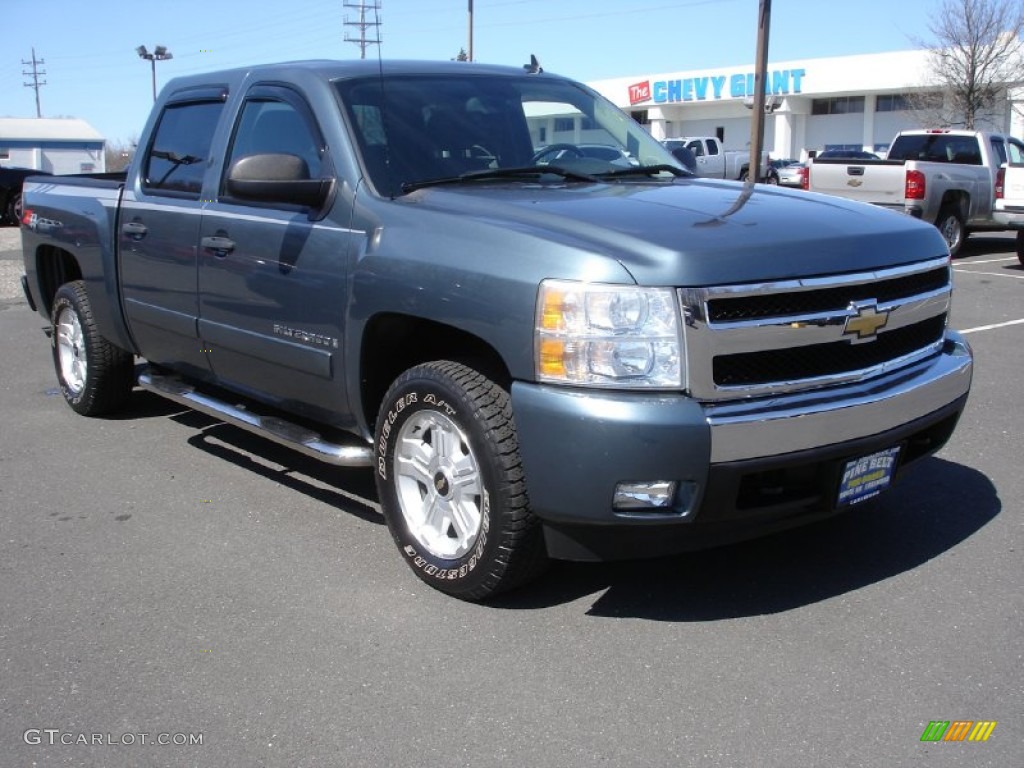 2008 Silverado 1500 LT Crew Cab 4x4 - Blue Granite Metallic / Ebony photo #3