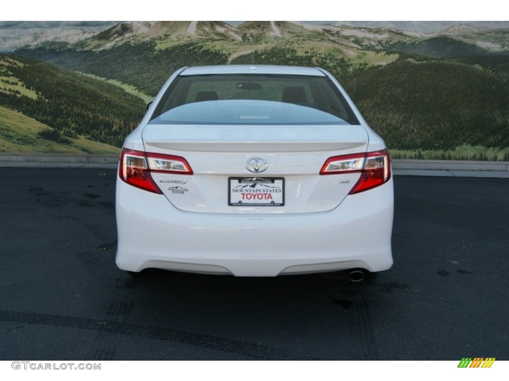 2012 Camry SE - Super White / Black photo #4