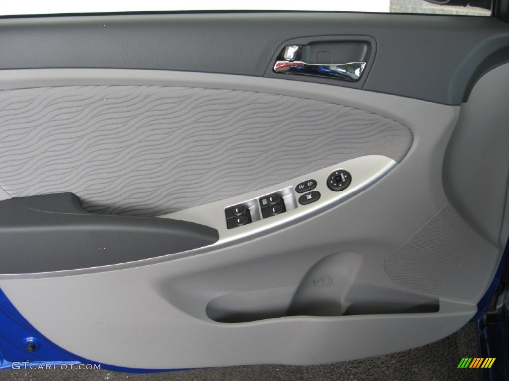 2013 Accent GLS 4 Door - Marathon Blue / Gray photo #16
