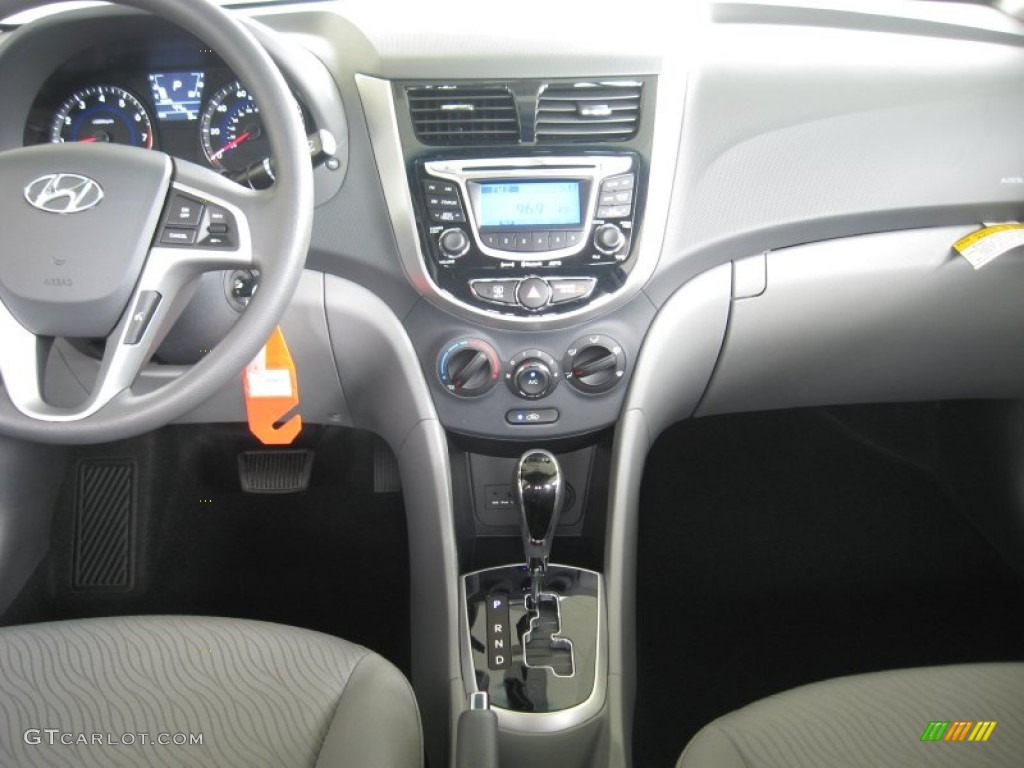 2013 Accent GLS 4 Door - Marathon Blue / Gray photo #24