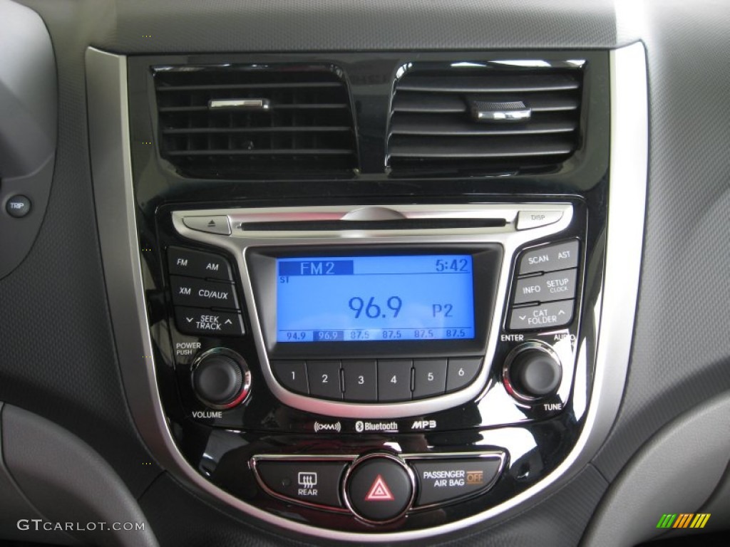 2013 Hyundai Accent GLS 4 Door Audio System Photo #68038676
