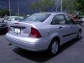 2003 CD Silver Metallic Ford Focus LX Sedan  photo #15