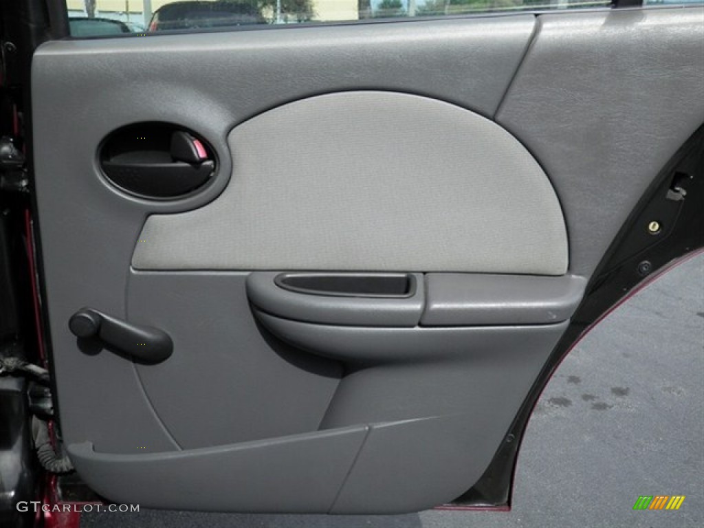 2004 Saturn ION 2 Sedan Grey Door Panel Photo #68039441