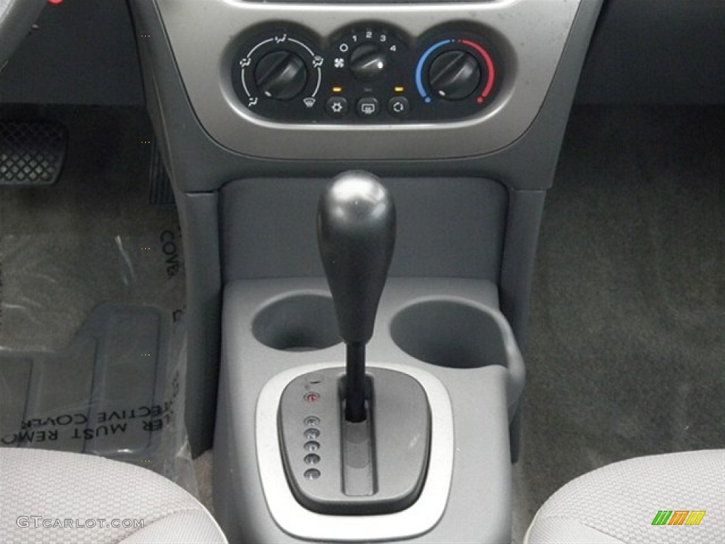 2004 Saturn ION 2 Sedan Transmission Photos