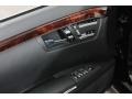 Black - S 550 Sedan Photo No. 17