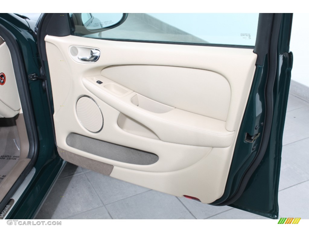 2004 Jaguar X-Type 2.5 Barley Door Panel Photo #68040005