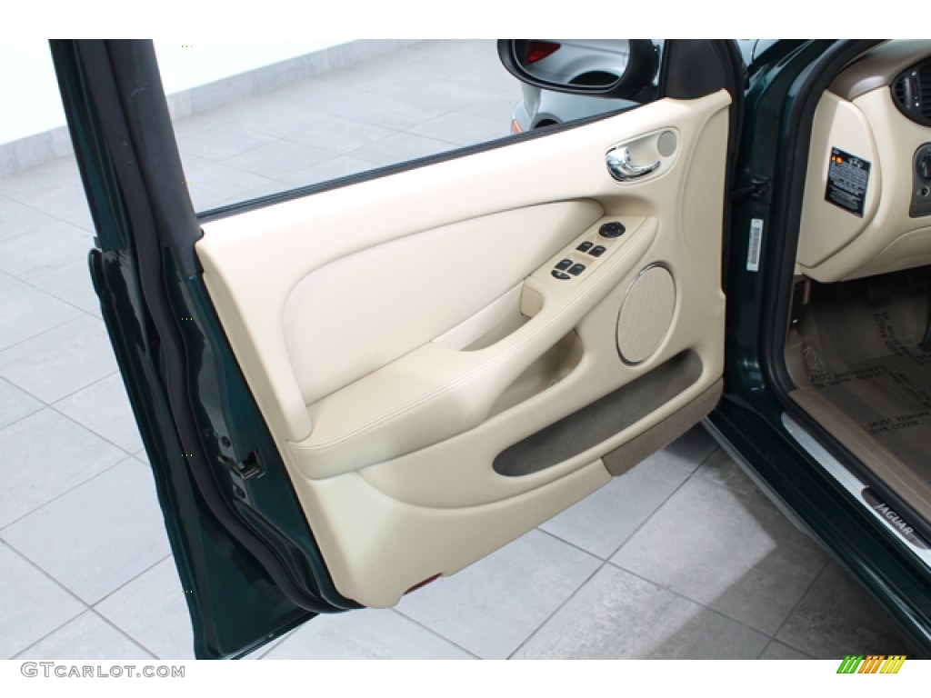 2004 Jaguar X-Type 2.5 Barley Door Panel Photo #68040029