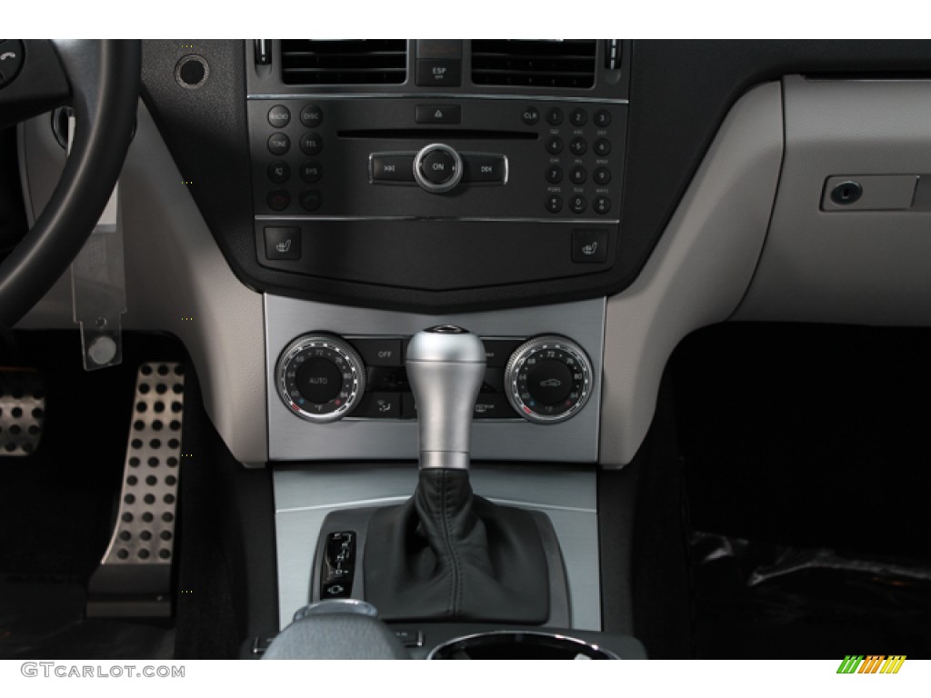 2010 C 300 Sport 4Matic - Capri Blue Metallic / Grey/Black photo #11