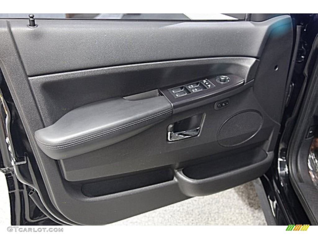 2009 Jeep Grand Cherokee SRT-8 4x4 Dark Slate Gray Royale Leather Door Panel Photo #68044156