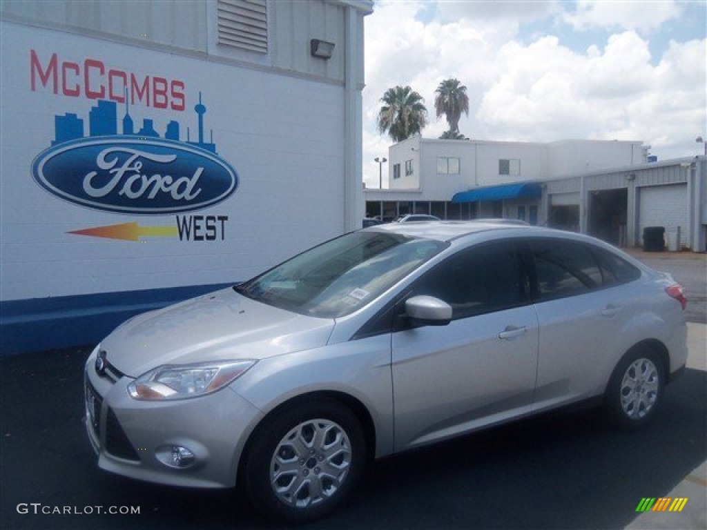 2012 Focus SE Sedan - Ingot Silver Metallic / Stone photo #1