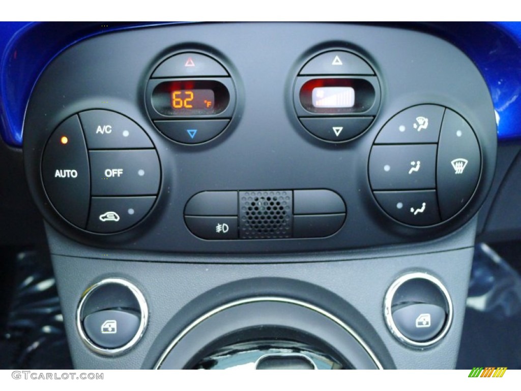 2012 Fiat 500 c cabrio Lounge Controls Photo #68046197