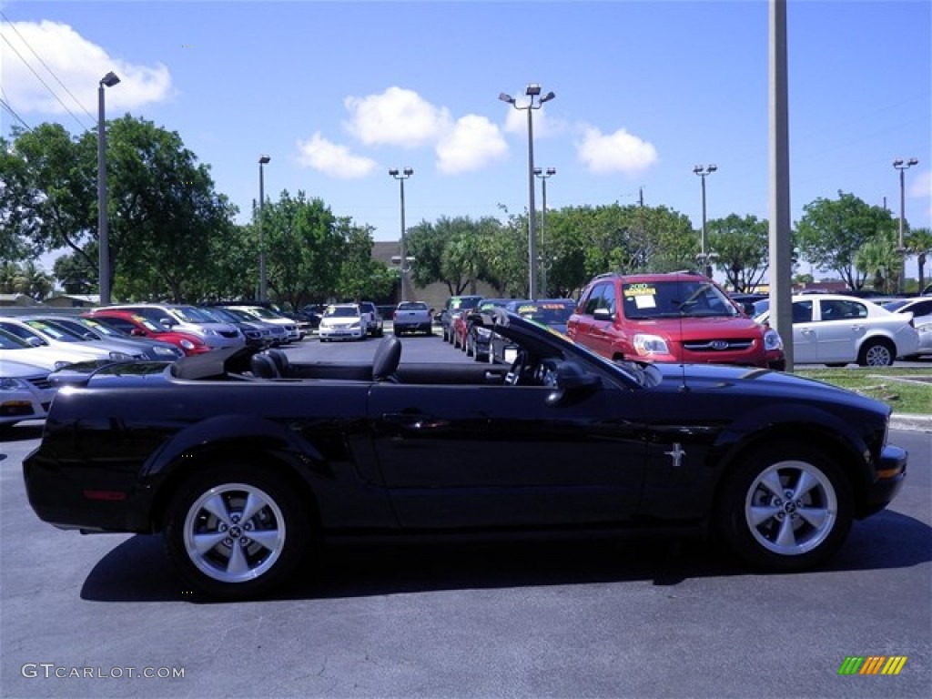 2007 Mustang V6 Premium Convertible - Black / Dark Charcoal photo #27