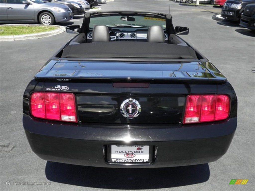 2007 Mustang V6 Premium Convertible - Black / Dark Charcoal photo #28