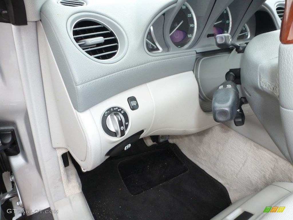 2004 Mercedes-Benz SL 500 Roadster Controls Photo #68049352