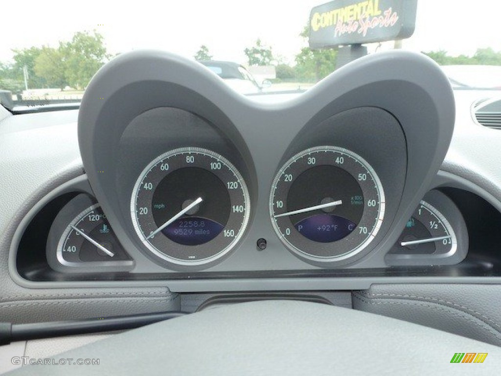 2004 Mercedes-Benz SL 500 Roadster Gauges Photo #68049415