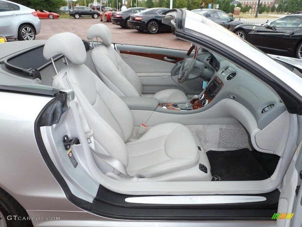 2004 Mercedes-Benz SL 500 Roadster Front Seat Photo #68049487