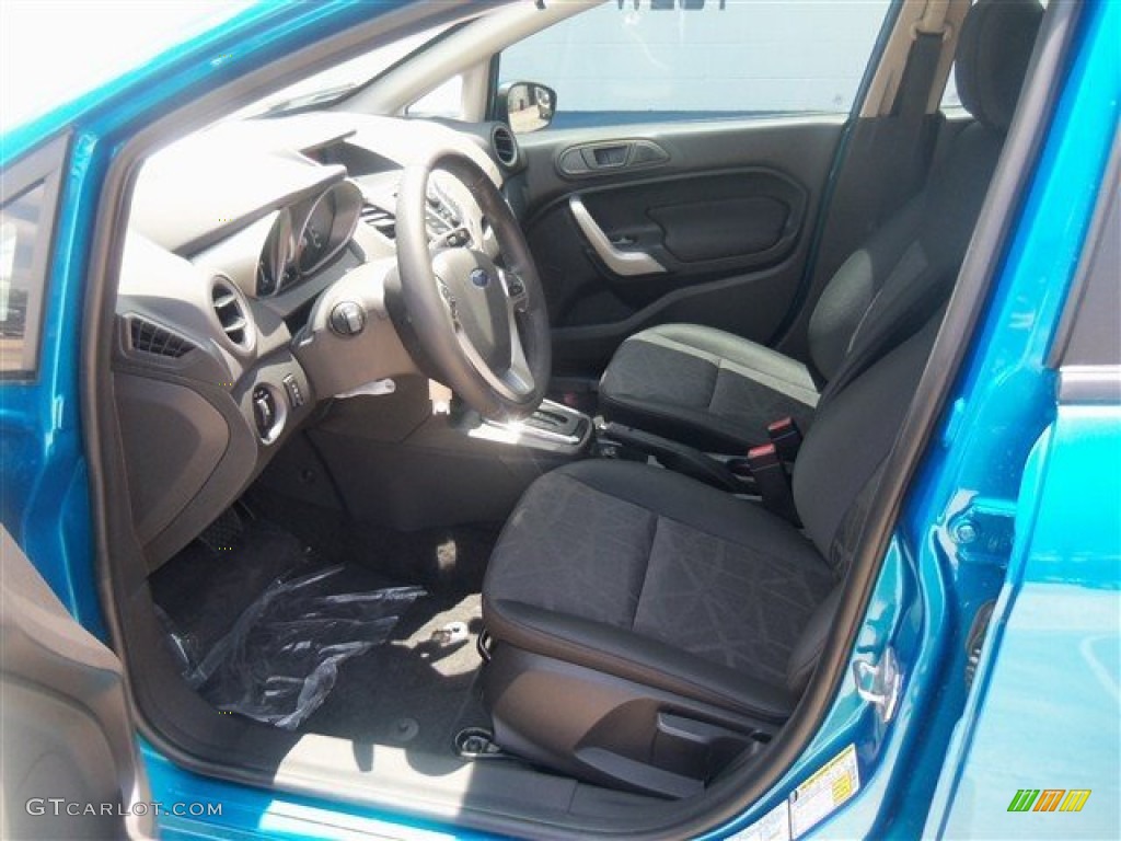 2013 Fiesta SE Sedan - Blue Candy / Charcoal Black photo #10