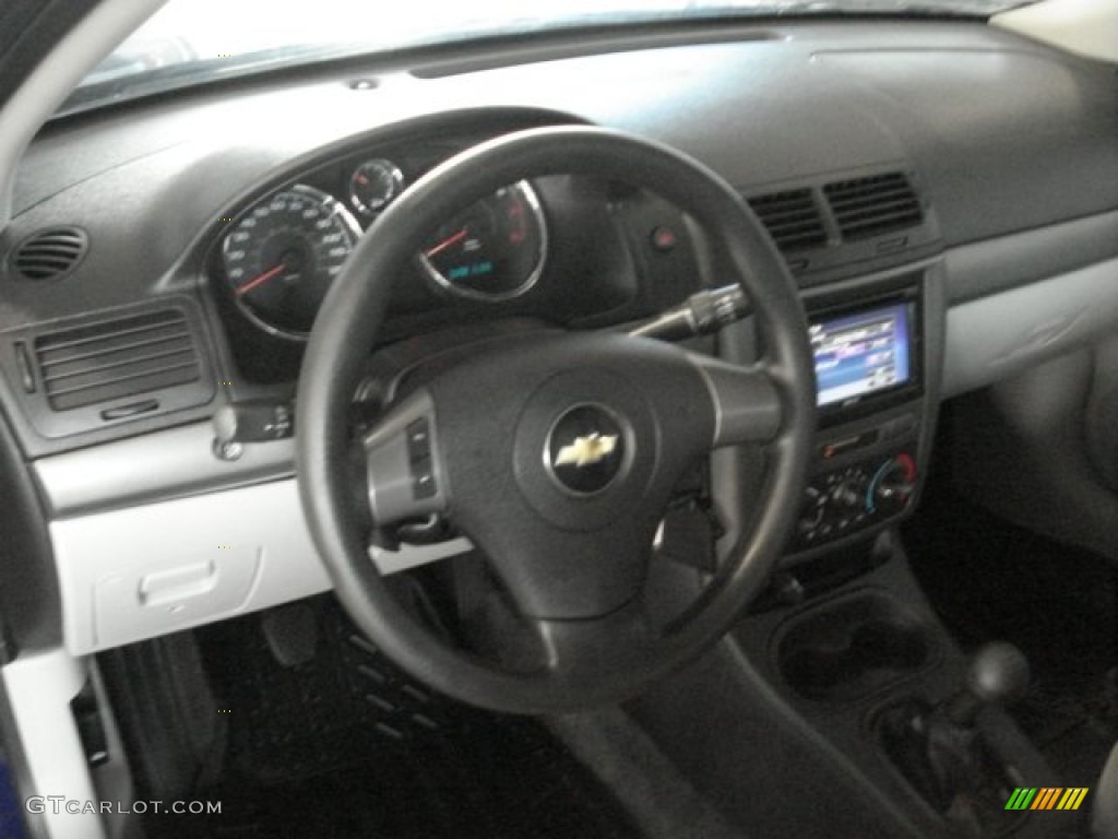 2007 Cobalt LS Coupe - Laser Blue Metallic / Gray photo #10