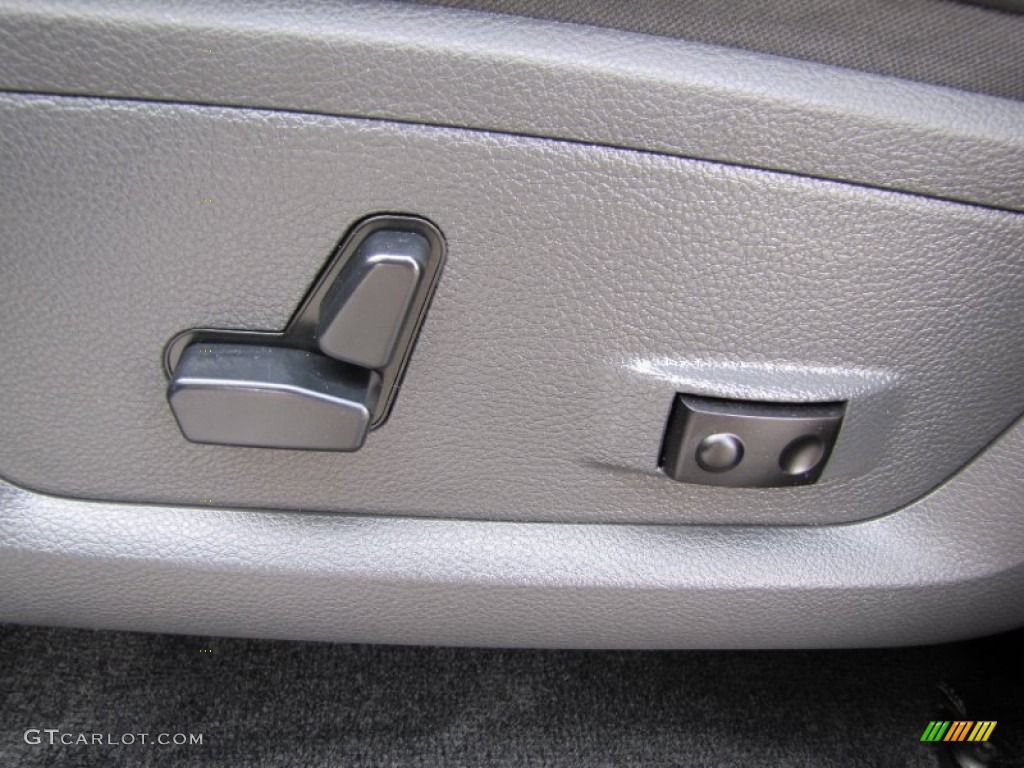 2011 Ram 1500 Sport Crew Cab 4x4 - Deep Cherry Red Crystal Pearl / Dark Slate Gray/Medium Graystone photo #15