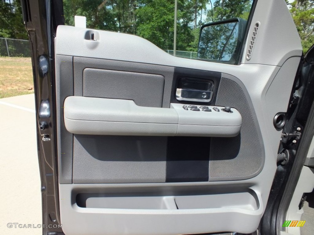 2006 F150 XLT SuperCrew - Black / Medium/Dark Flint photo #15