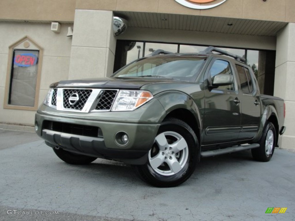 2005 Frontier LE Crew Cab - Canteen Metallic Green / Desert photo #1